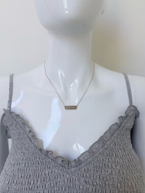 Dainty Gold Bar necklace